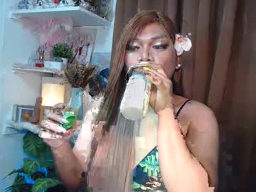 Chat Live with gail497497 on Chaturbate