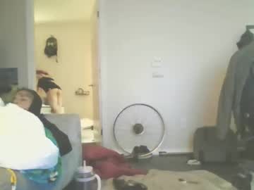 Chat Live with hotcouple1319 on Chaturbate