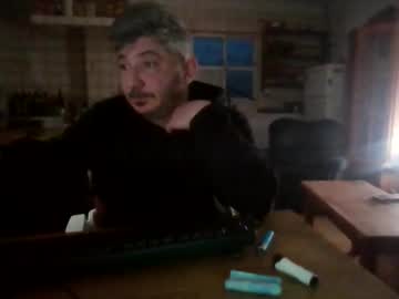 Chat Live with kitoss_40 on Chaturbate