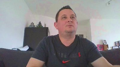 Chat Live with pasdemecs31 on Cam4