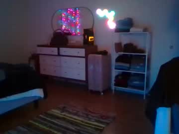 Chat Live with queenbee6269 on Chaturbate