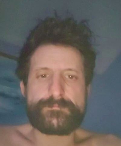 Chat Live with reecechown3 on Cam4