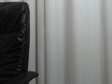 Chat Live with saradorj92 on Chaturbate