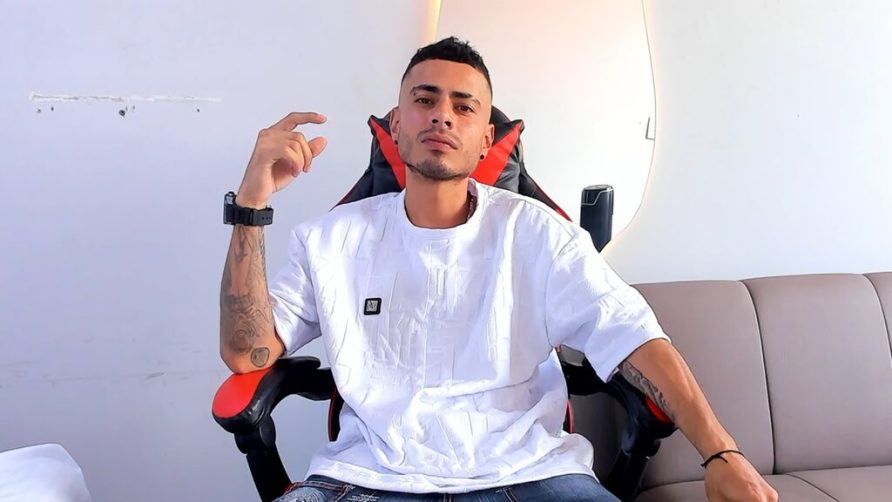 Chat Live with MatthewCullenn on LiveJasmin