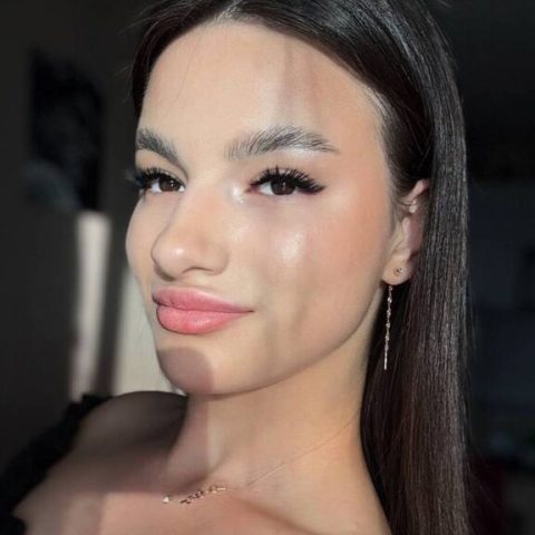 Chat Live with MeiRuehlen on LiveJasmin