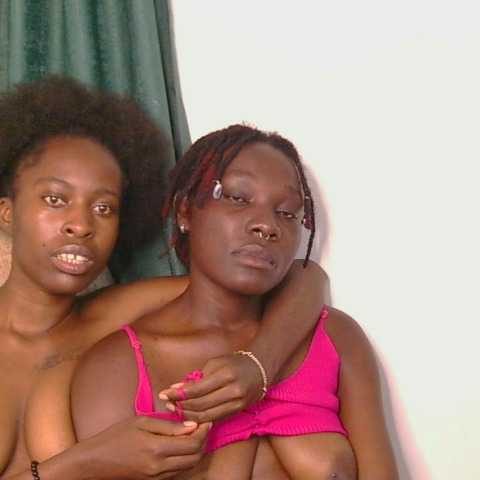 Chat Live with Sweetbree on BongaCams