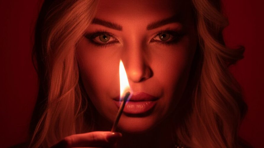 Chat Live with Anelise on LiveJasmin