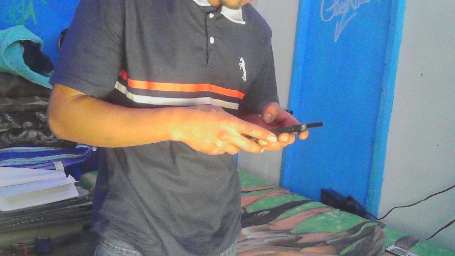 Chat Live with GusRH on Amateur.TV