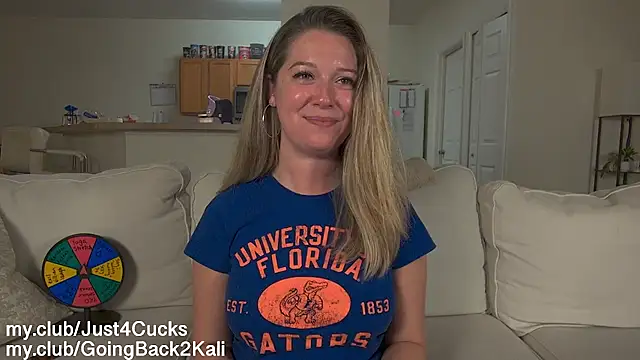 Chat Live with boomboomr00m on StripChat