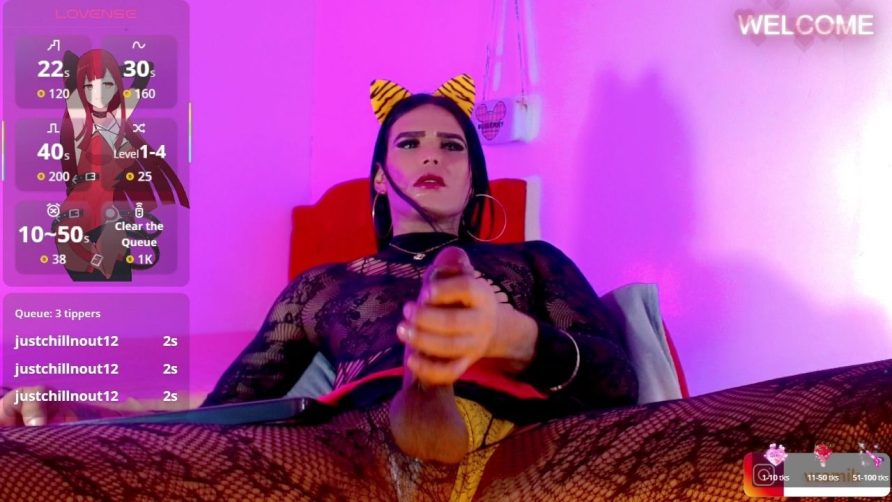 Chat Live with Valentina_kiss on Amateur.TV