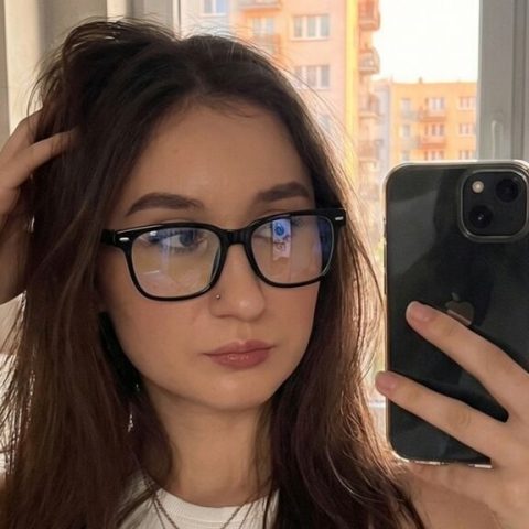 Chat Live with DenaGaters on LiveJasmin