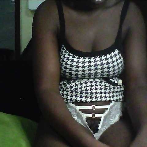 Chat Live with alora-skylar on BongaCams