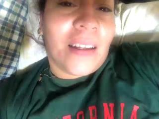 Chat Live with Yajayra on XLoveCam