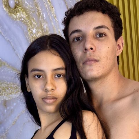 Chat Live with JulianaAndRoberto on LiveJasmin