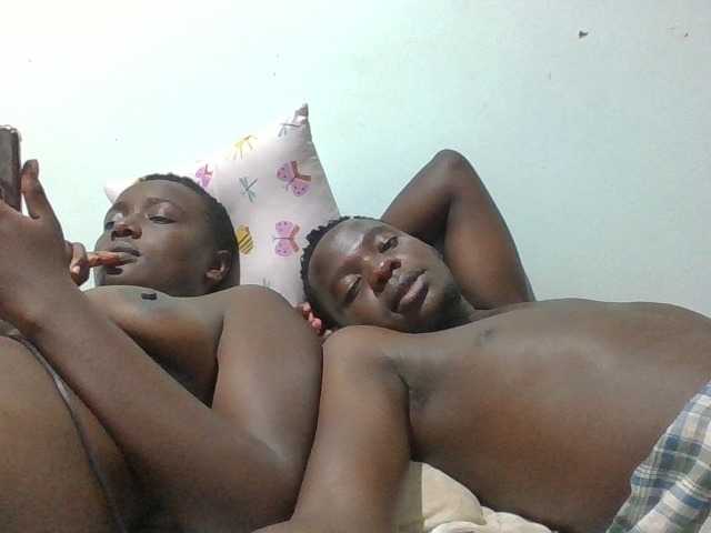 Chat Live with Spiceycouple on BongaCams