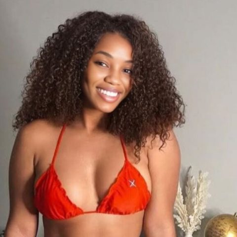 Chat Live with ChiNasa on LiveJasmin