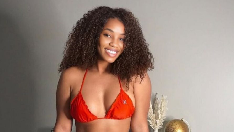 Chat Live with ChiNasa on LiveJasmin