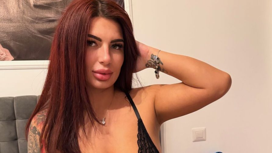 Chat Live with Eylinn on LiveJasmin