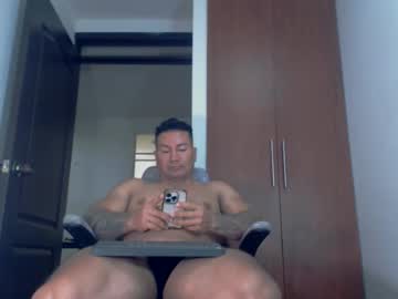 Chat Live with dammuscle on Chaturbate