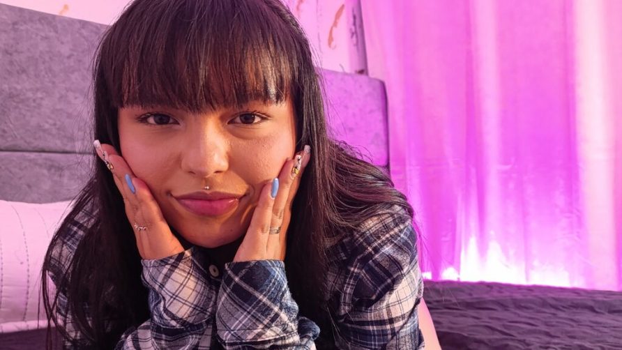 Chat Live with AmeliaVelle on LiveJasmin