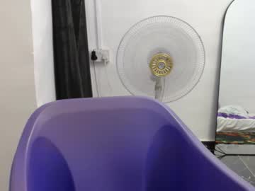 Chat Live with juicyxpink on Chaturbate