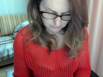 Chat Live with lauraoven1 on Chaturbate