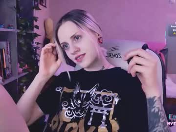 Chat Live with nanitamoore on Chaturbate