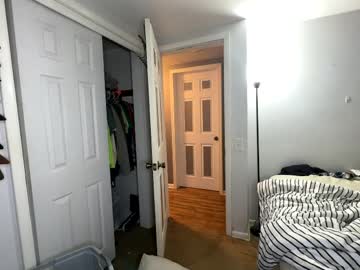 Chat Live with tayztackz on Chaturbate