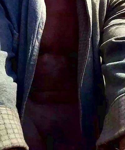 Chat Live with tonytuga on Cam4