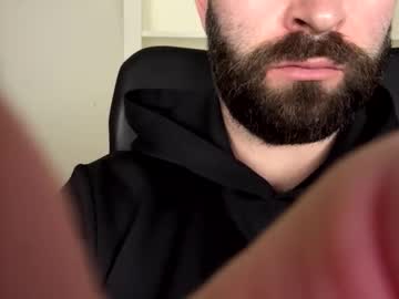 Chat Live with twoodford on Chaturbate