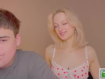 Chat Live with your_molly_mark on Chaturbate