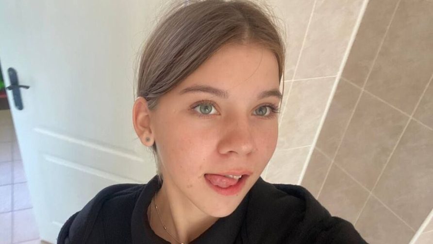 Chat Live with NadineGene on LiveJasmin