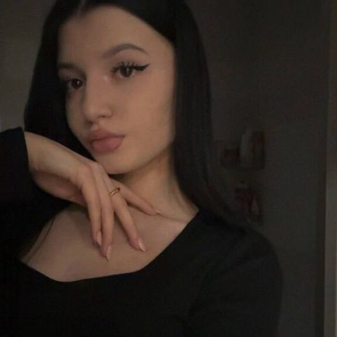 Chat Live with OliveViereck on LiveJasmin