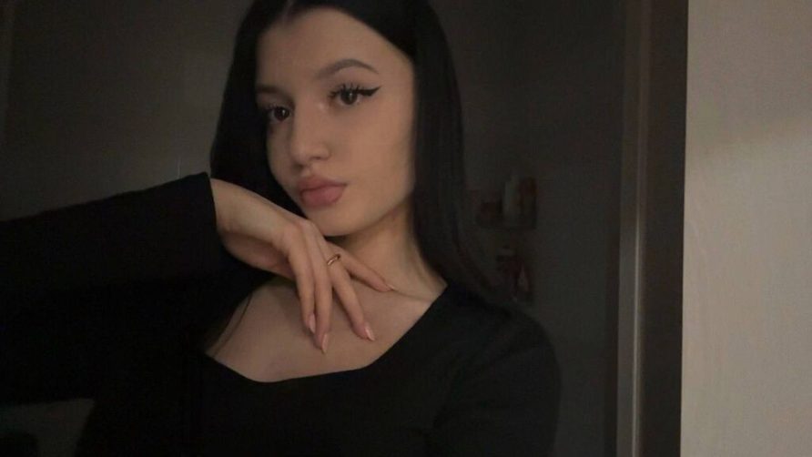 Chat Live with OliveViereck on LiveJasmin