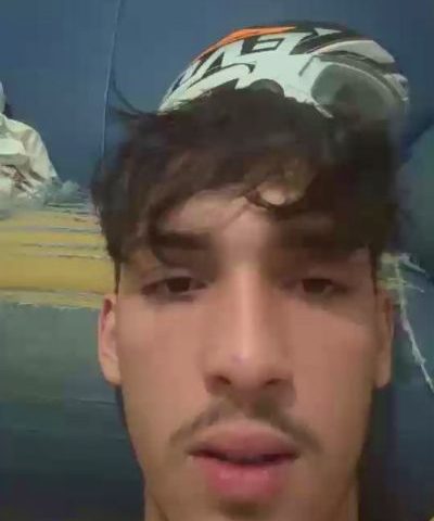 Chat Live with Dilofauro on Cam4