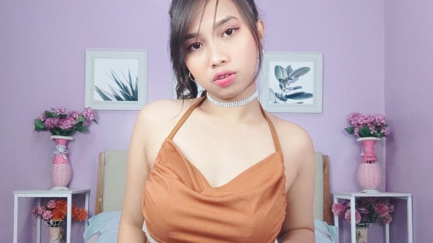 Chat Live with AickaChan on LiveJasmin