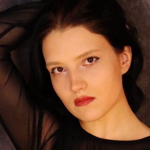 Chat Live with RowenBenson on LiveJasmin