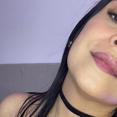 Chat Live with SophieMartinez on LiveJasmin