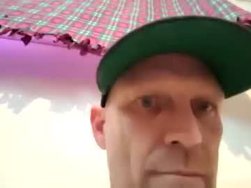 Chat Live with frankieblueeyes4u on Chaturbate