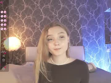 Chat Live with miamiameow on Chaturbate