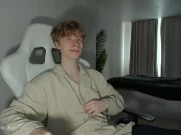 Chat Live with wawesuck on Chaturbate